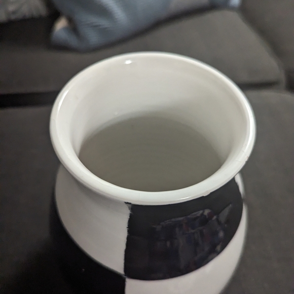 VINTAGE BITOSSI BLACK WHITE CERAMIC ITALIAN VASE - Picture 2 of 4